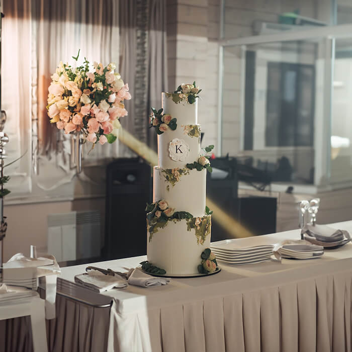 Cake at the Wedding in Vancouver
